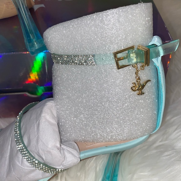 Aldo x Disney Royalslipper Sz 6 - Picture 8 of 11